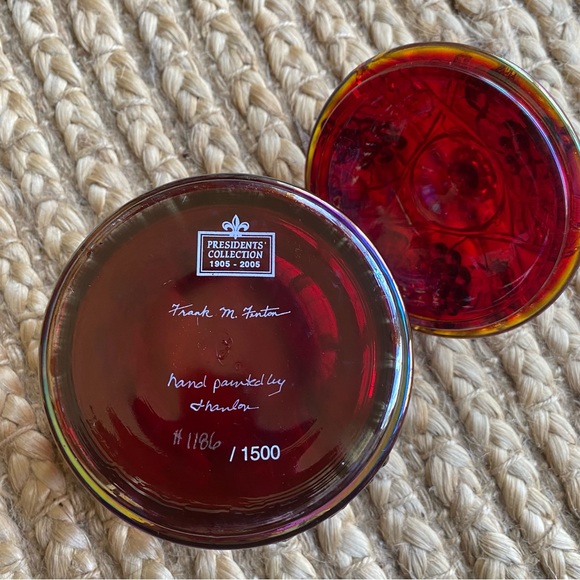 FENTON ART GLASS LTD EDITION PRESIDENT’S COLLECTION COVERED BOX W/ GRAPE… - Picture 10 of 16